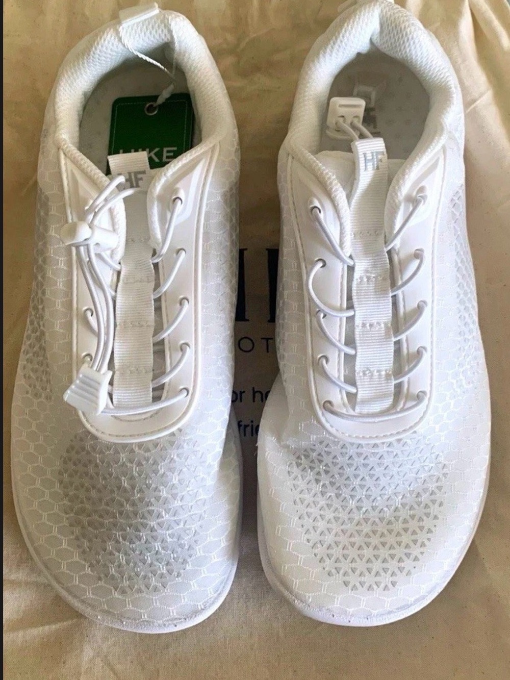 HIKE White Lightweight Athletic Sneakers - 8.5 New